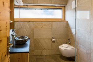 Barrierefreie  Regenduschen  im ganzen Haus  